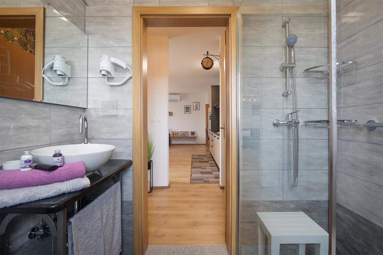Apartment Little Gallery **** Rovinj Eksteriør bilde
